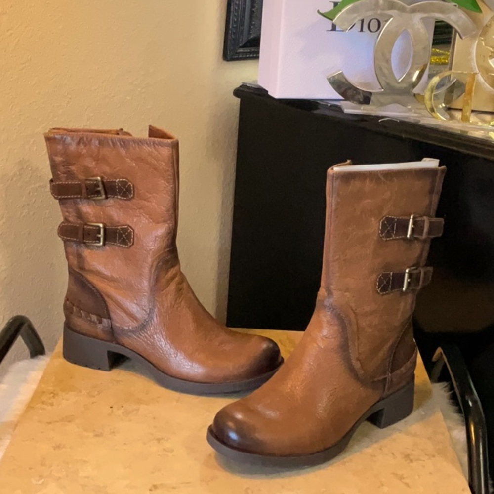 Earth tan brown leather boots with zipper w buckles BRAND NEW 8.5 size